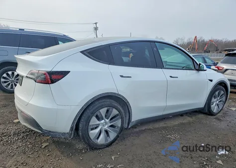 2023 Tesla Model Y z USA, uszkodzony, nr VIN 7SAYGDEDXPF932383